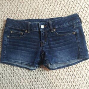 American Eagle Stretch Booty Shorts Size 2